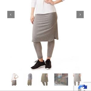 Snoga Heather Gray Athletic Skirt with leggings